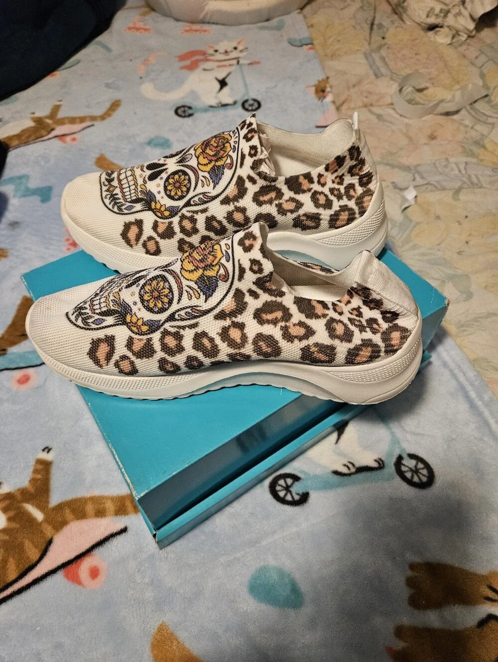 Leopard Sugar Skull Slip-On Sneakers - White/Brown